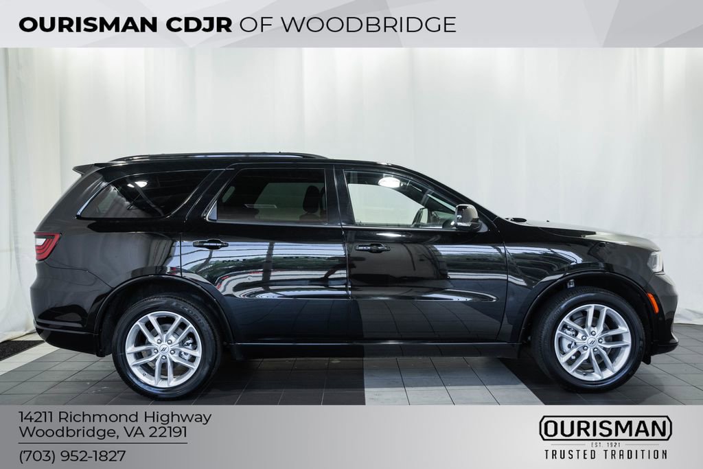 Certified 2025 Dodge Durango GT AWD/4WD image 3
