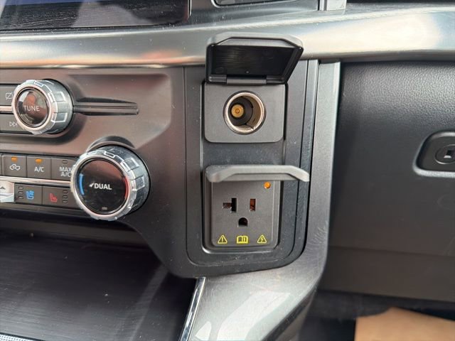 Used 2023 Ford F150 Lariat w/ Equipment Group 502A High image 38