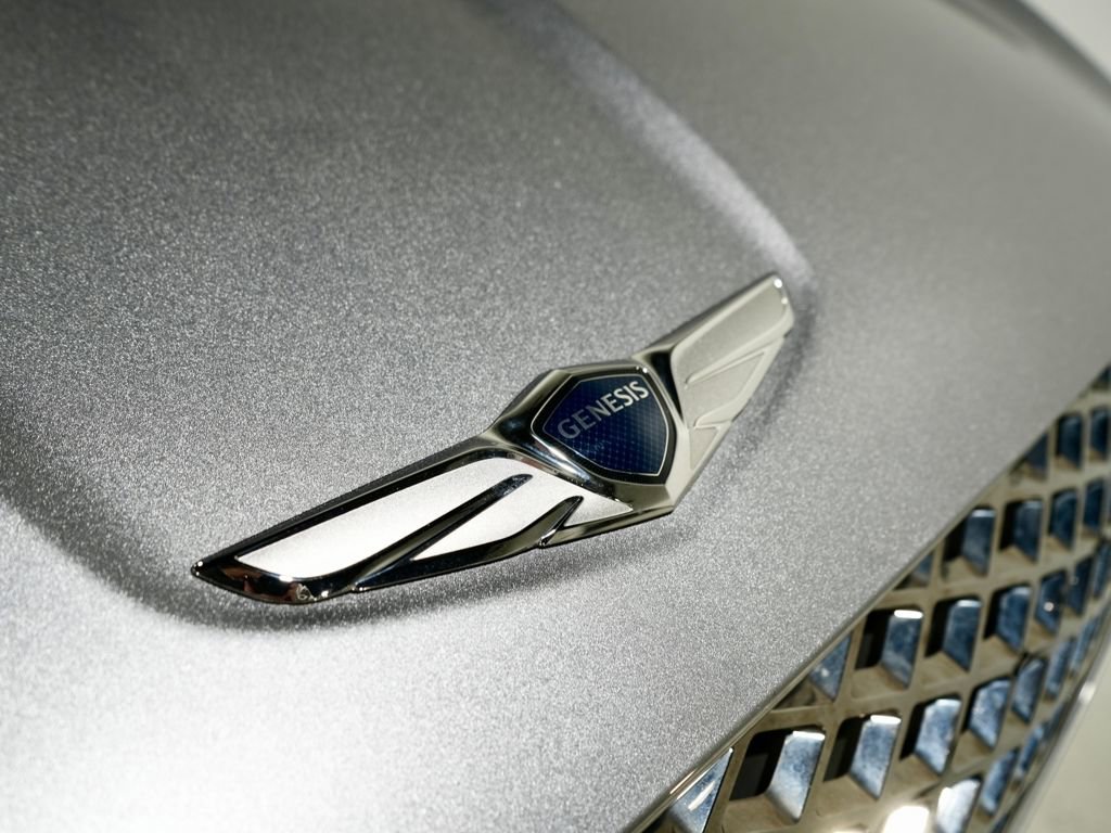 Used 2023 Genesis GV70 2.5T w/ Select Package image 37