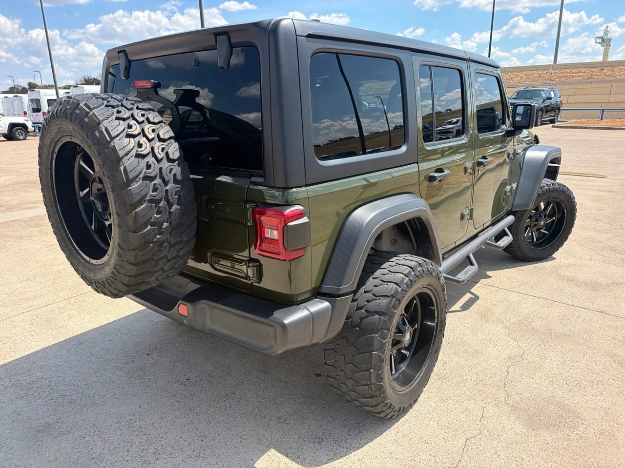 Used 2021 Jeep Wrangler Unlimited Sport AWD/4WD image 9