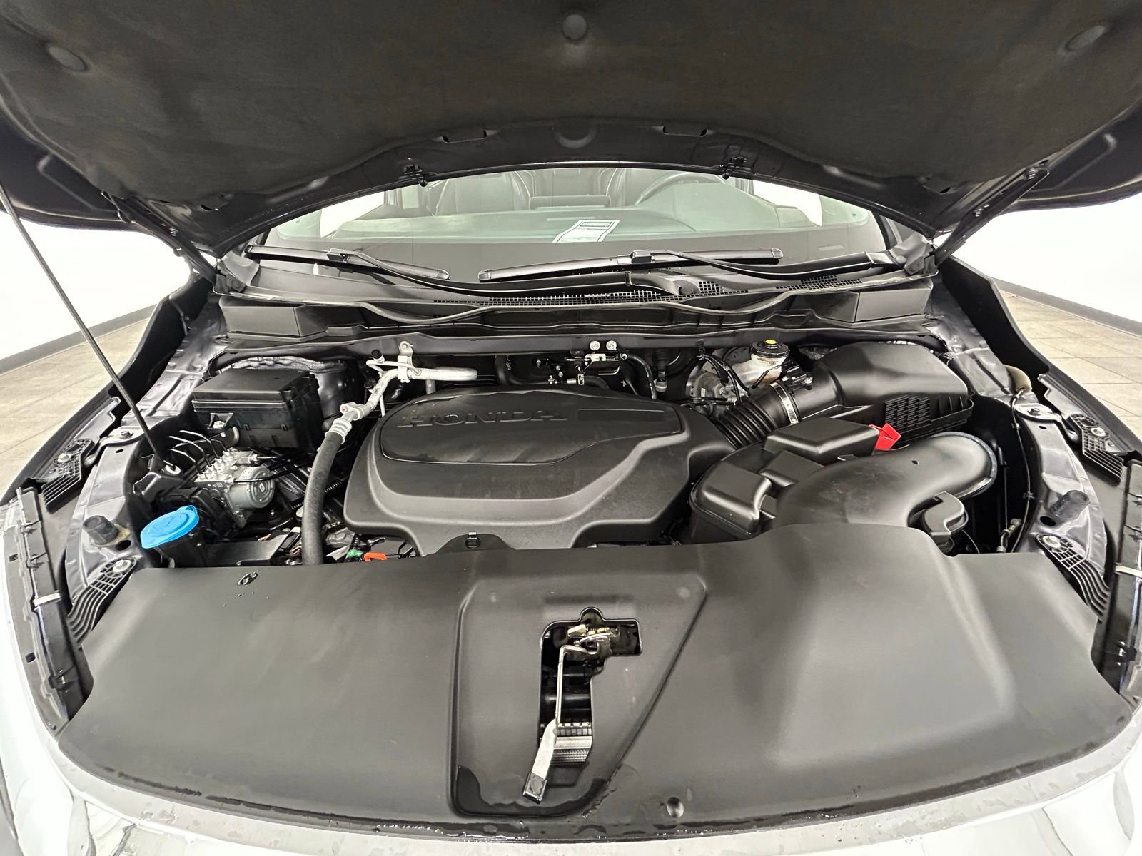 Used 2022 Honda Odyssey Elite image 43