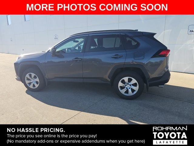 Used 2019 Toyota RAV4 LE w/ All Weather Liner Package AWD/4WD image 4