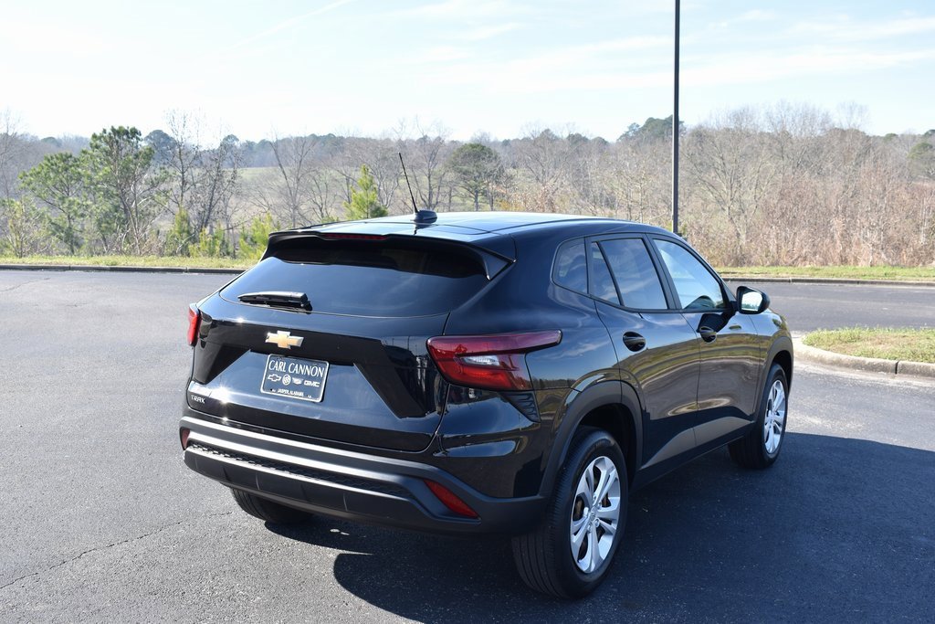 Certified 2024 Chevrolet Trax LS image 4