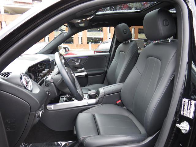 Certified 2023 Mercedes-Benz GLB 250 4MATIC image 18