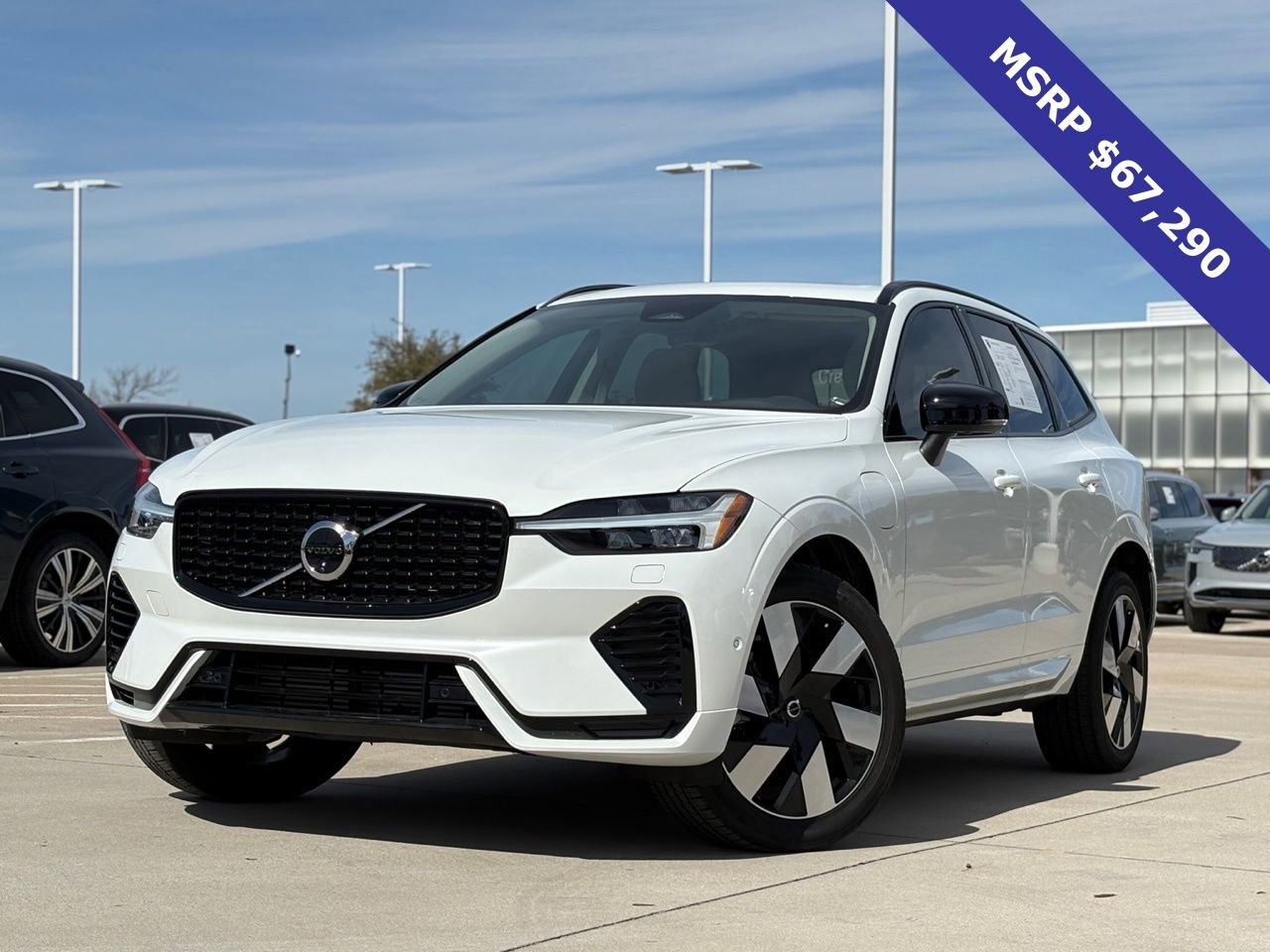 Certified 2024 Volvo XC60 T8 Plus w/ Protection Package Premier image 3