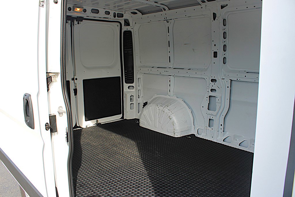 Used 2024 RAM ProMaster 2500 image 9
