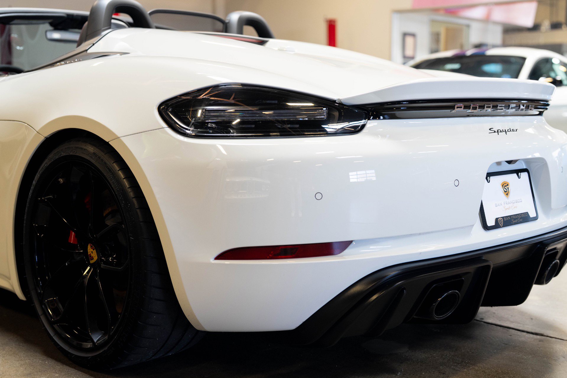 Used 2021 Porsche 718 Boxster Spyder image 32