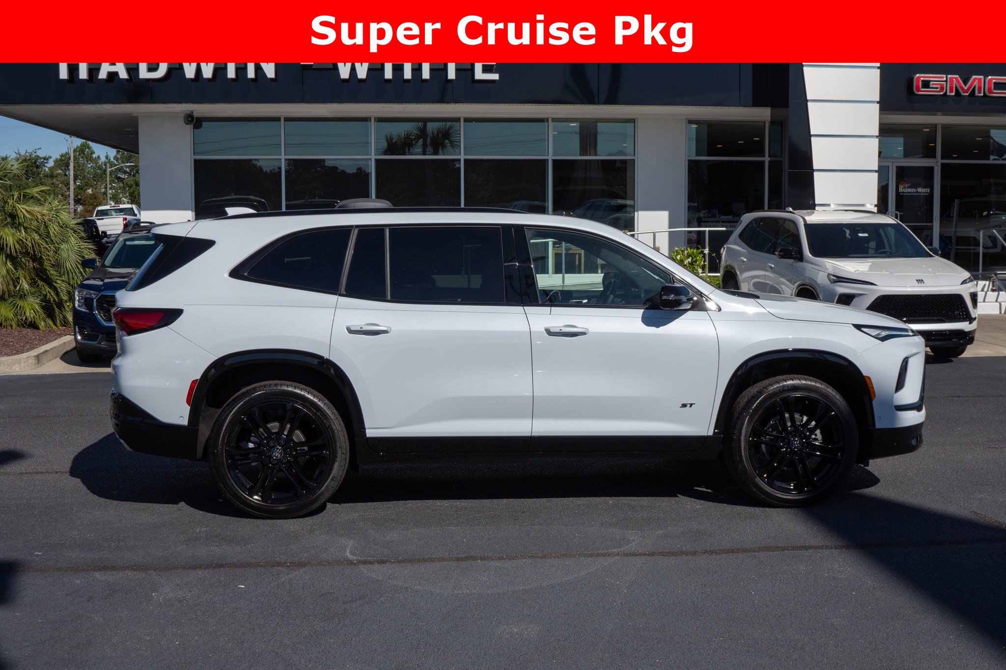 New 2026 Buick Enclave Sport Touring w/ Super Cruise Package video 2