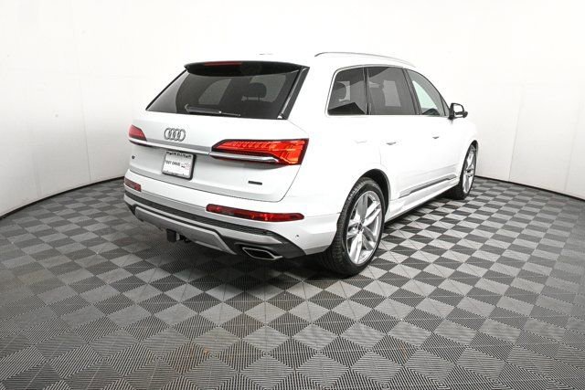 New 2025 Audi Q7 3.0T Premium Plus image 3
