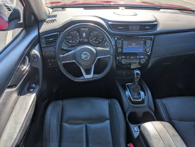 Used 2017 Nissan Rogue SL w/ SL Premium Package FWD image 17