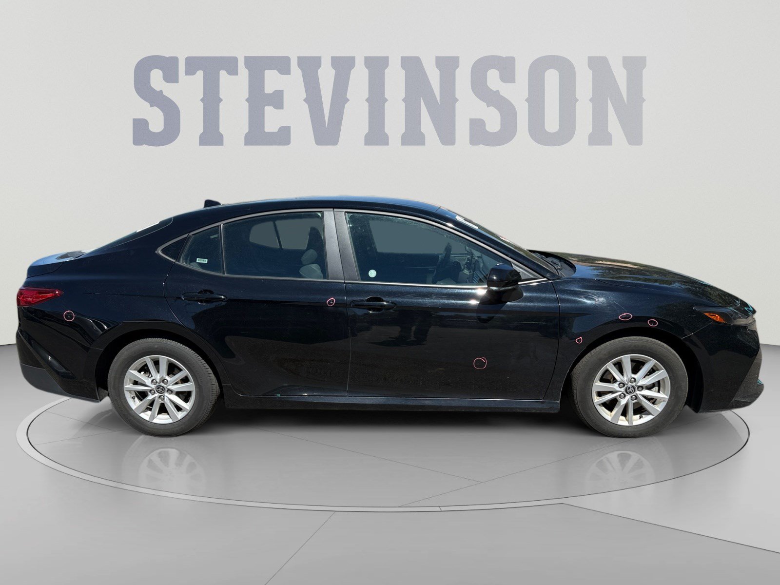 Used 2025 Toyota Camry LE FWD image 6