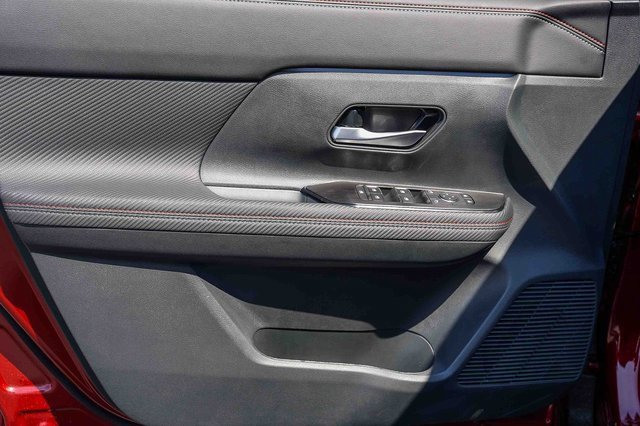 New 2026 Nissan Kicks SR image 21