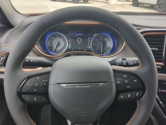 New 2027 Chrysler Pacifica Pinnacle w/ Theater Group AWD/4WD image 33