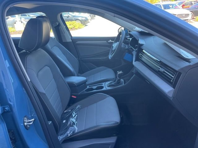 New 2026 Volkswagen Jetta SE image 28
