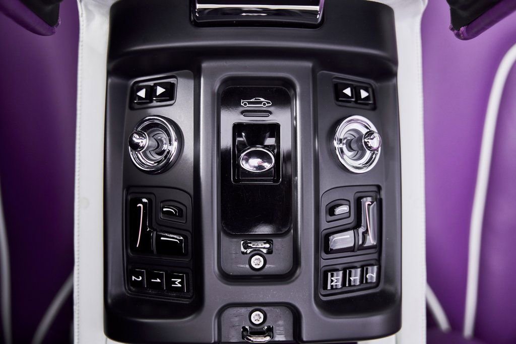 Used 2008 Rolls-Royce Phantom Drophead Coupe RWD image 76