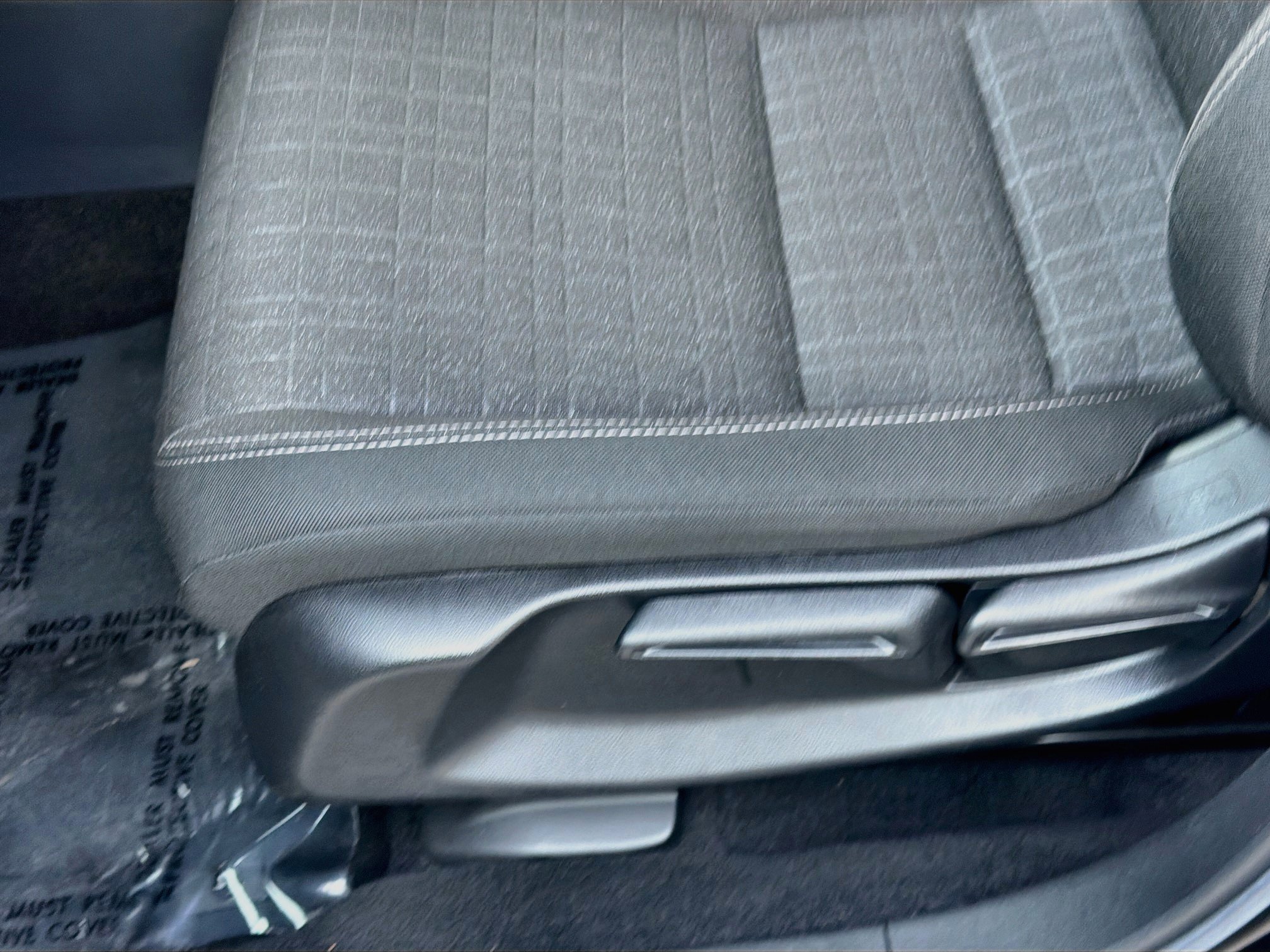 Certified 2023 Honda HR-V LX image 17