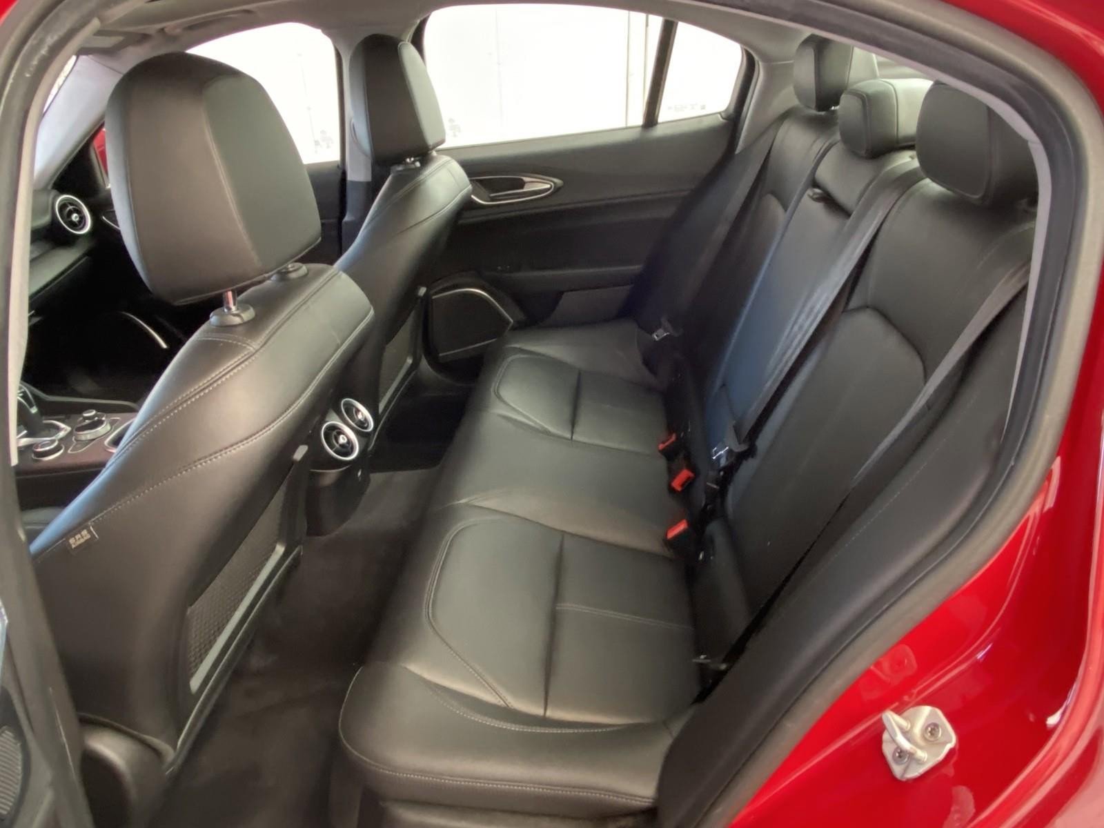 Used 2020 Alfa Romeo Giulia Sprint w/ Cold Weather Package image 19