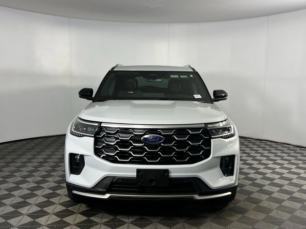 Used 2025 Ford Explorer Platinum w/ LUX Leather Package image 12