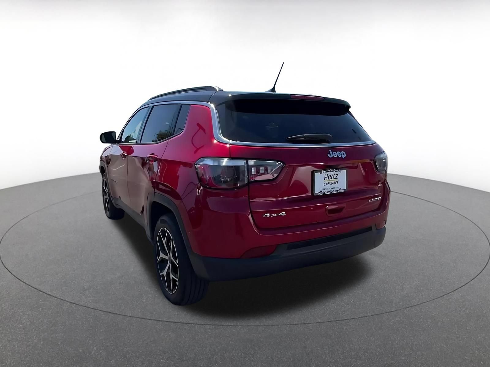 Used 2025 Jeep Compass Limited AWD/4WD image 10