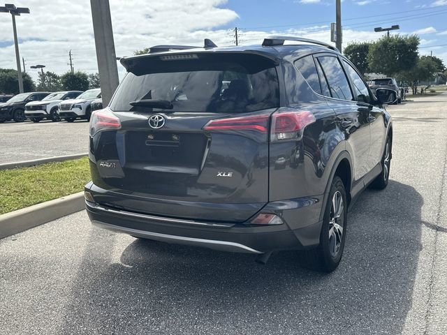 Used 2018 Toyota RAV4 XLE image 7