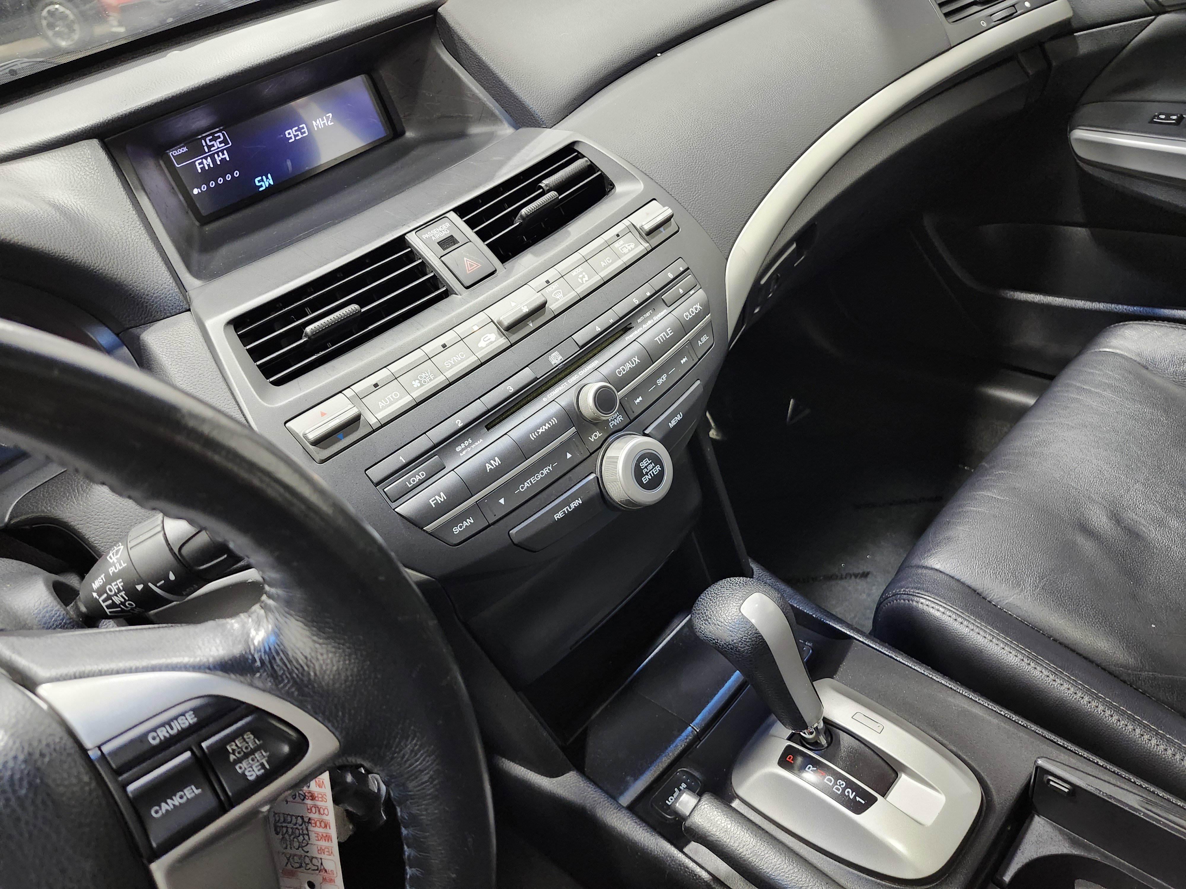 Used 2010 Honda Accord EX-L image 28