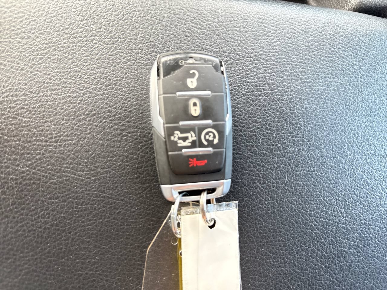 Used 2019 RAM 1500 Laramie AWD/4WD image 28