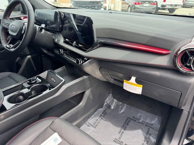 New 2026 Chevrolet Equinox RS w/ LPO, Floor Liner Package FWD image 6