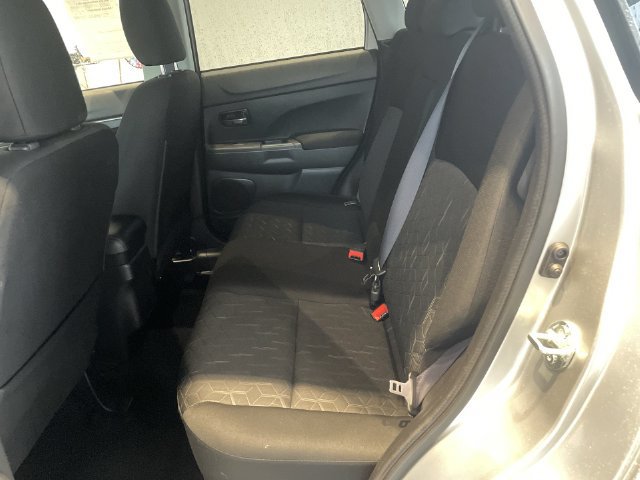 Used 2025 Mitsubishi Outlander Sport ES AWD/4WD image 28