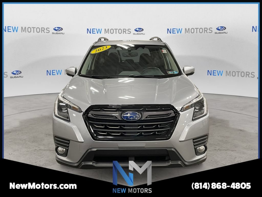 Used 2023 Subaru Forester Limited AWD/4WD image 8