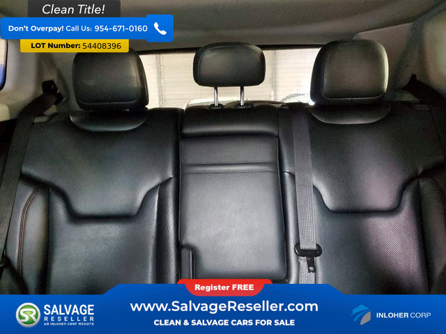 Used 2017 Jeep Compass Trailhawk w/ Leather Interior Group AWD/4WD image 13