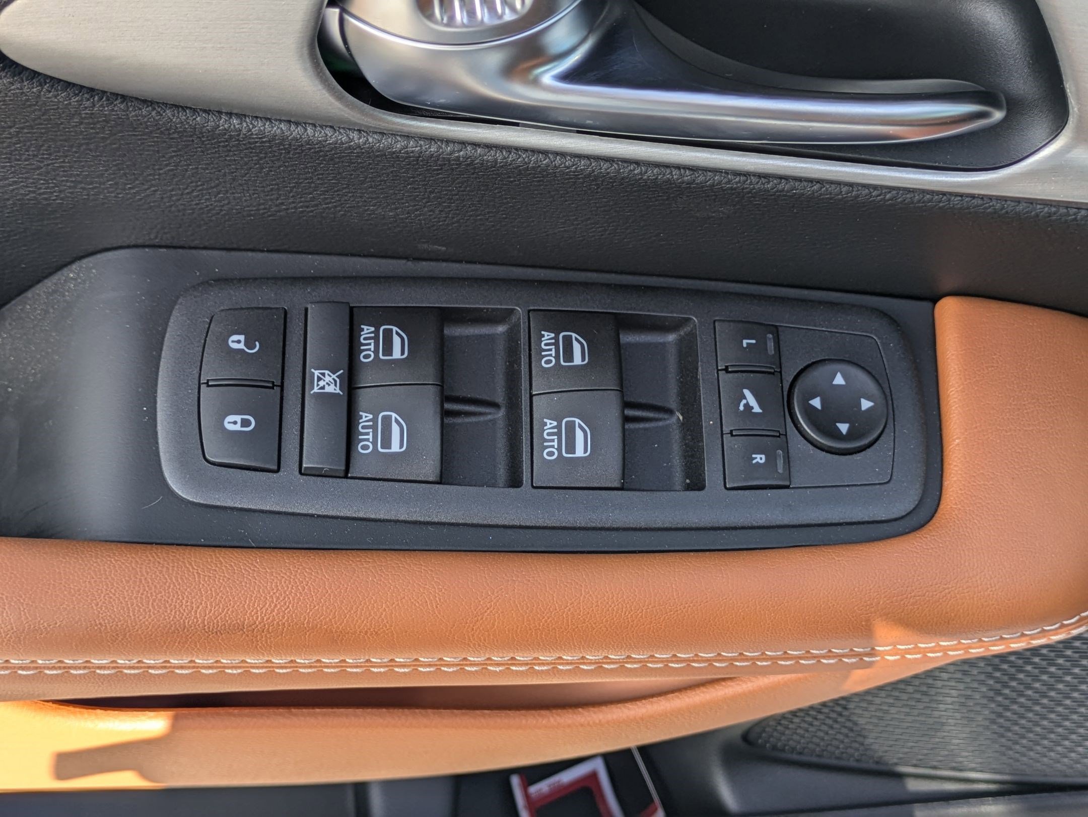 New 2026 Chrysler Pacifica Pinnacle image 19