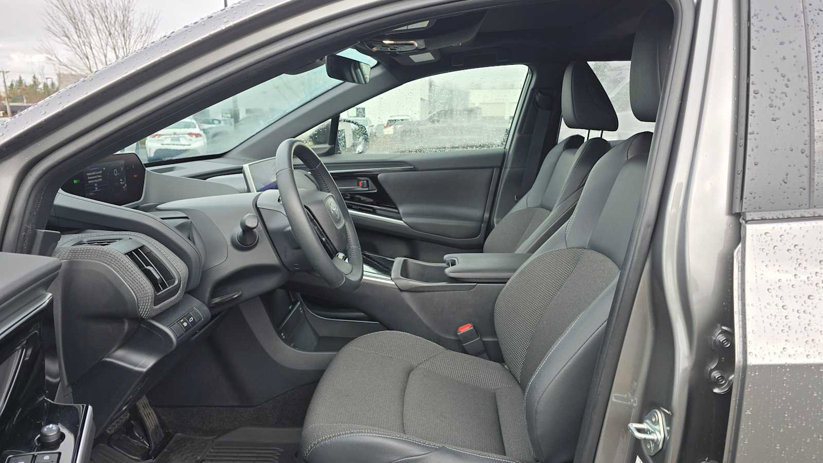 Used 2024 Toyota bZ4X XLE w/ Weather Package image 24