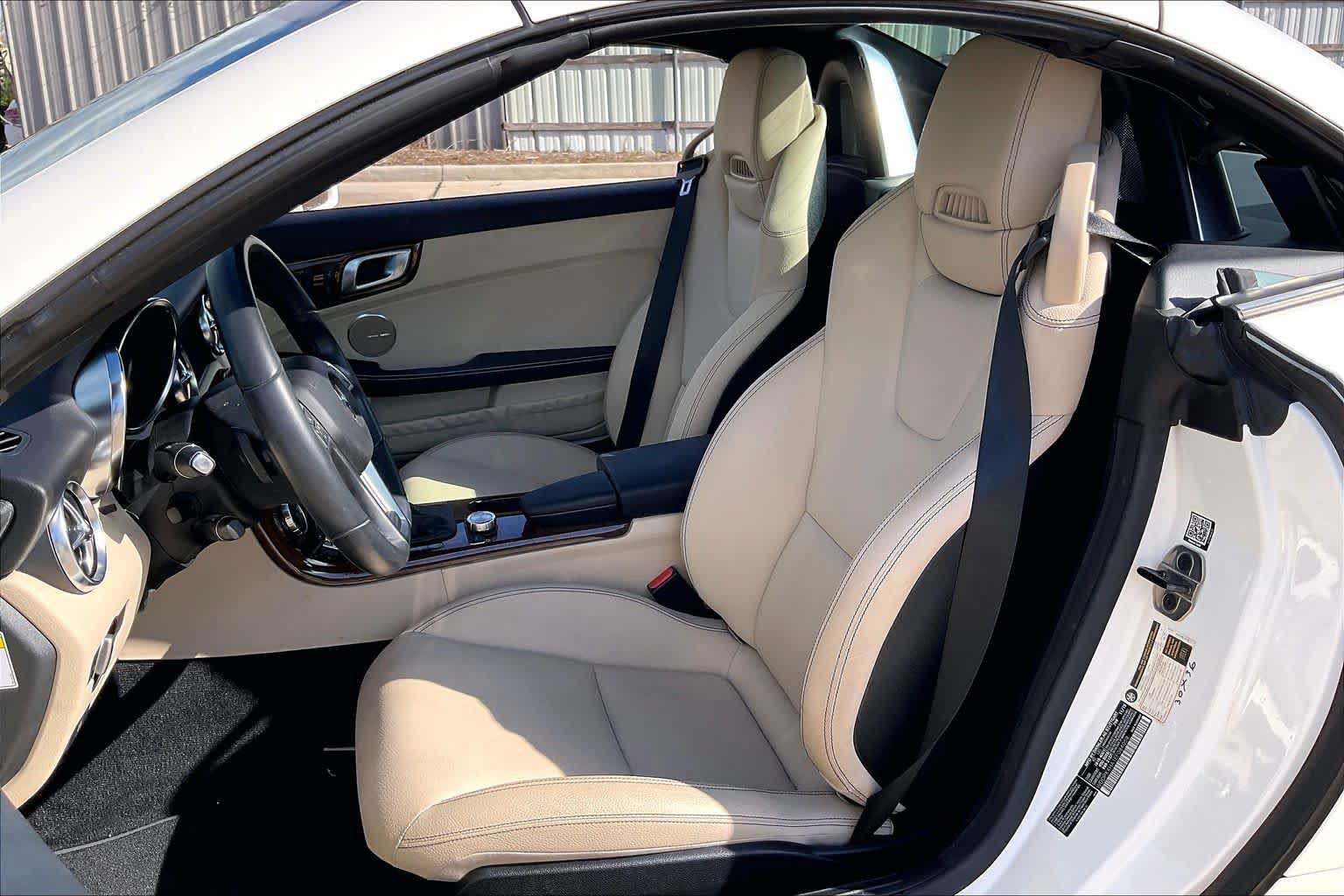 Used 2014 Mercedes-Benz SLK 250 image 6