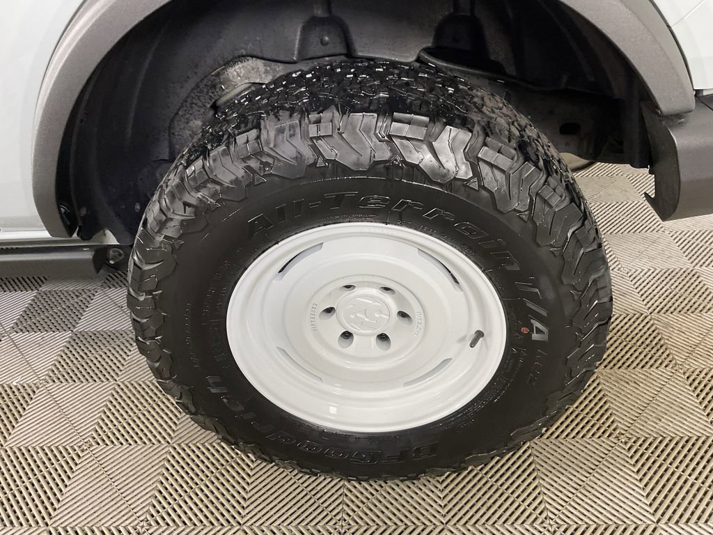 Used 2022 Ford Bronco Badlands image 6