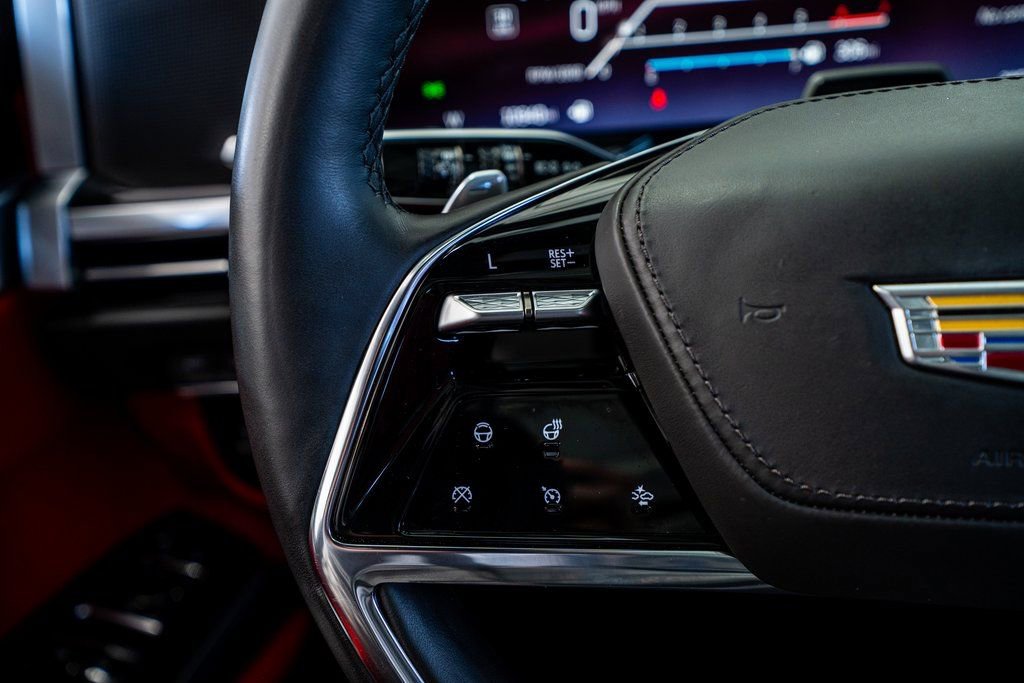 Used 2025 Cadillac Escalade Sport Platinum w/ LPO, Floor Liner Package image 41