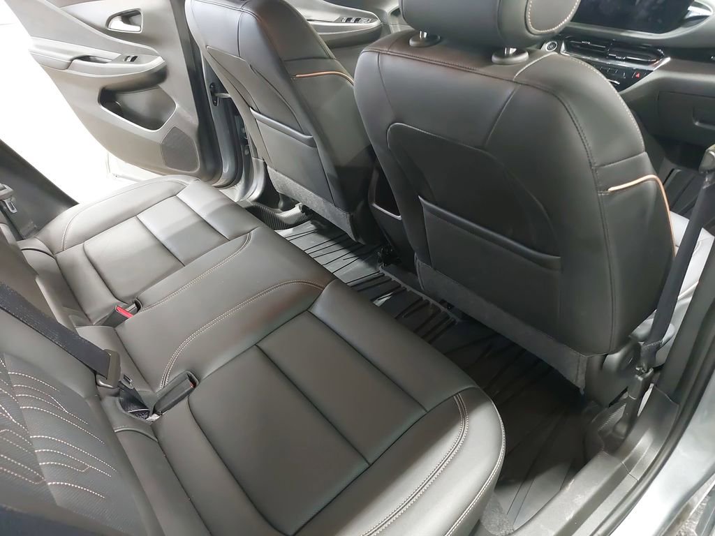 Used 2025 Buick Envista Avenir FWD image 11