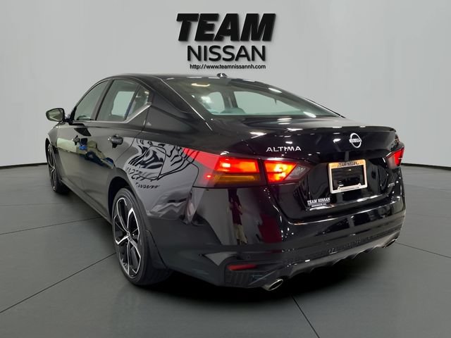 Certified 2024 Nissan Altima 2.5 SR w/ SR Premium Package AWD/4WD image 4