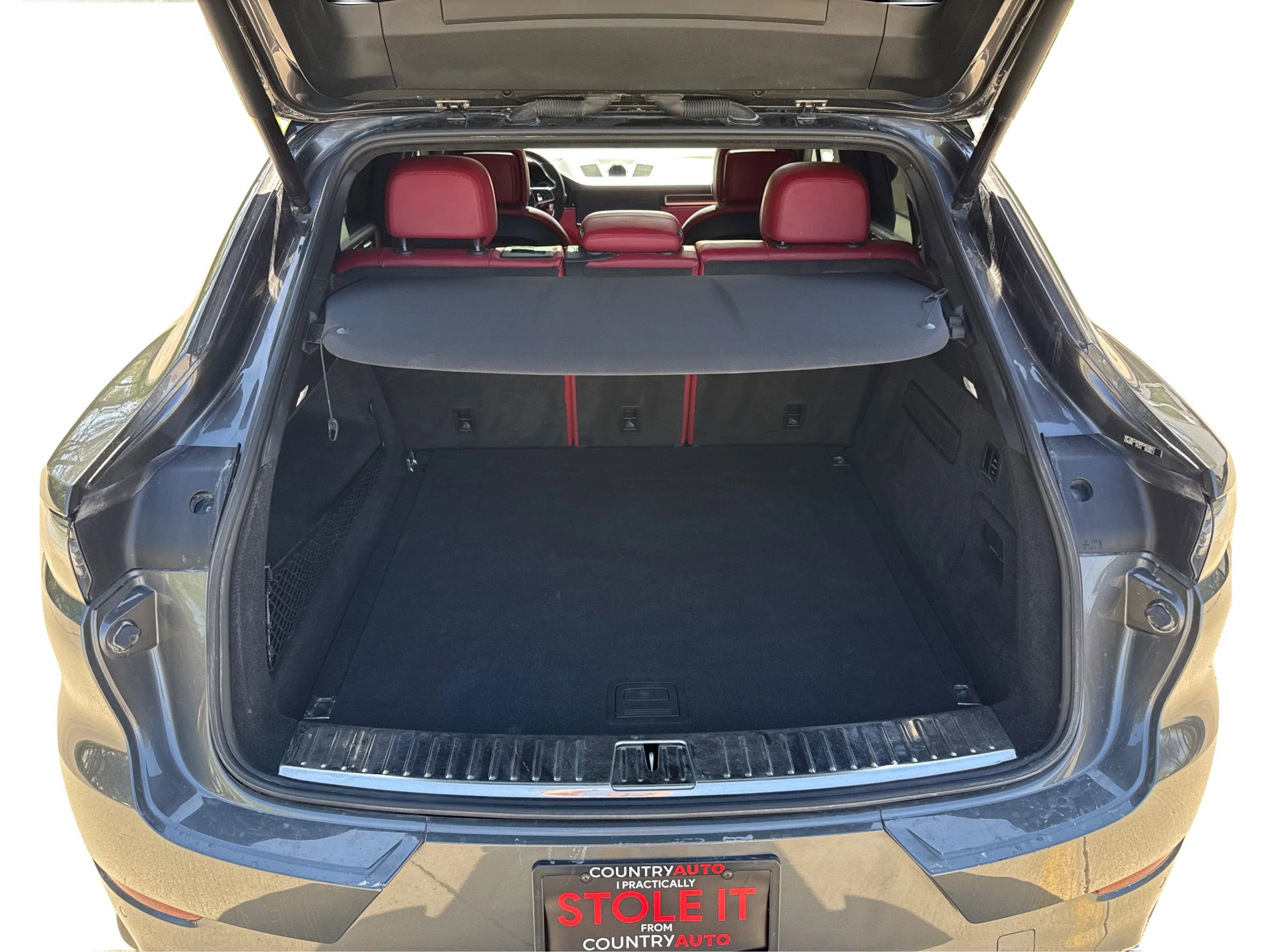 Used 2022 Porsche Cayenne GTS AWD/4WD image 11