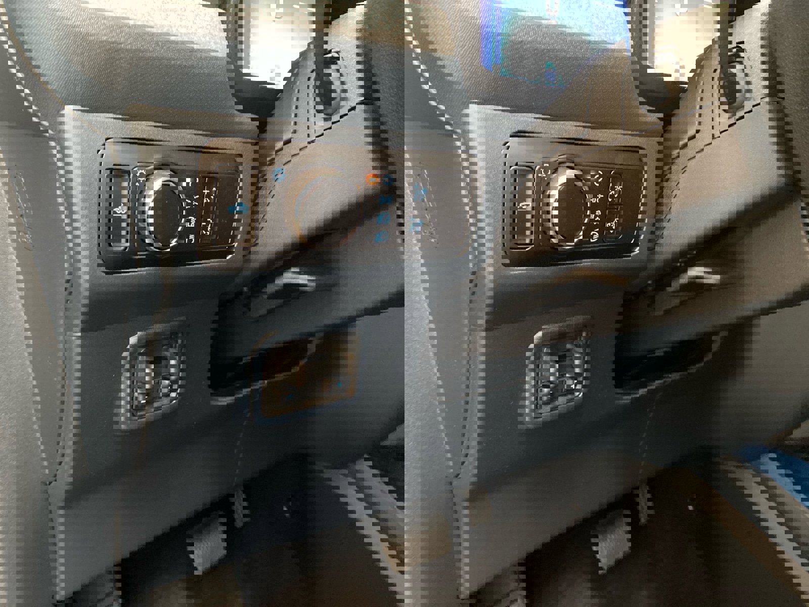 New 2026 Ford Maverick XLT w/ 4K Tow Package image 23