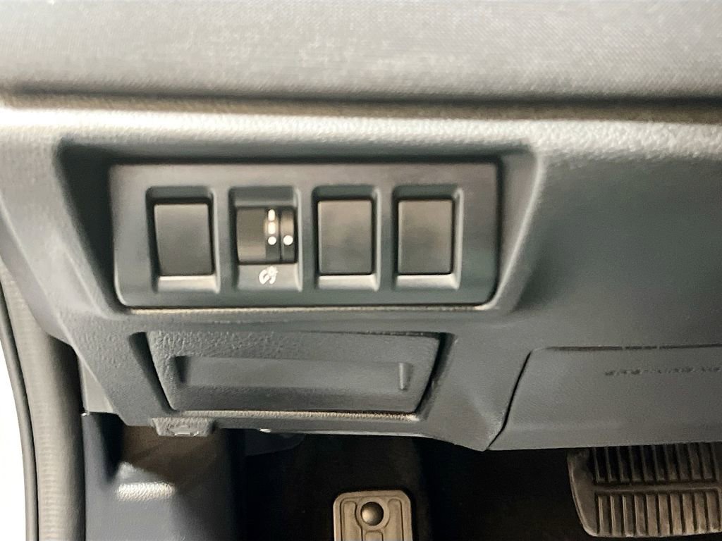 Used 2025 Subaru Outback Premium image 10