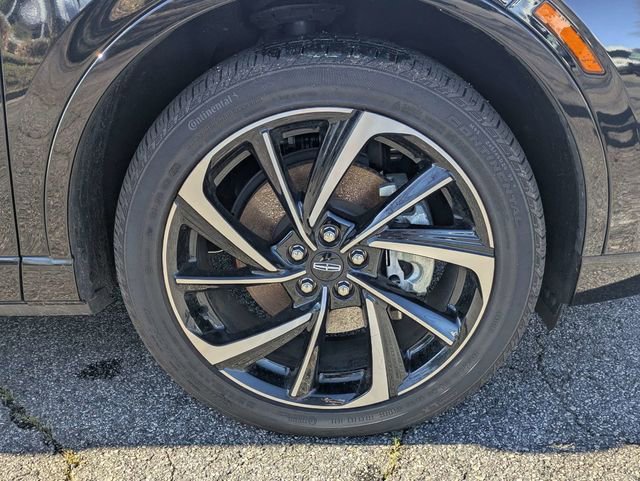 Used 2024 Lincoln Corsair Grand Touring w/ Equipment Group 301A image 13