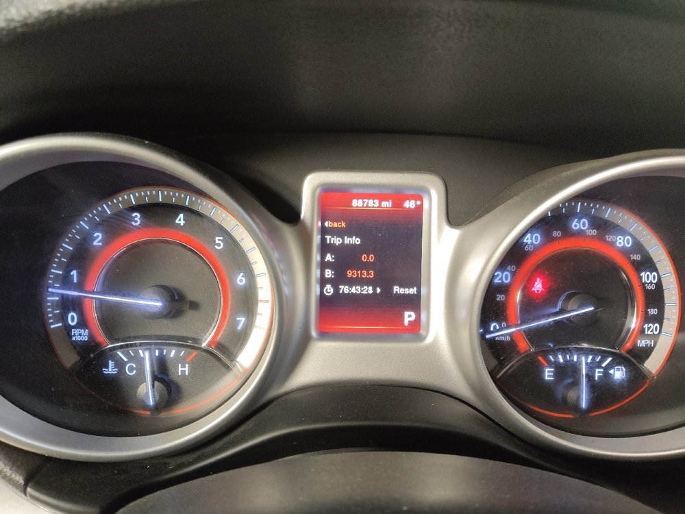 Used 2018 Dodge Journey SE w/ Blacktop Package FWD image 23