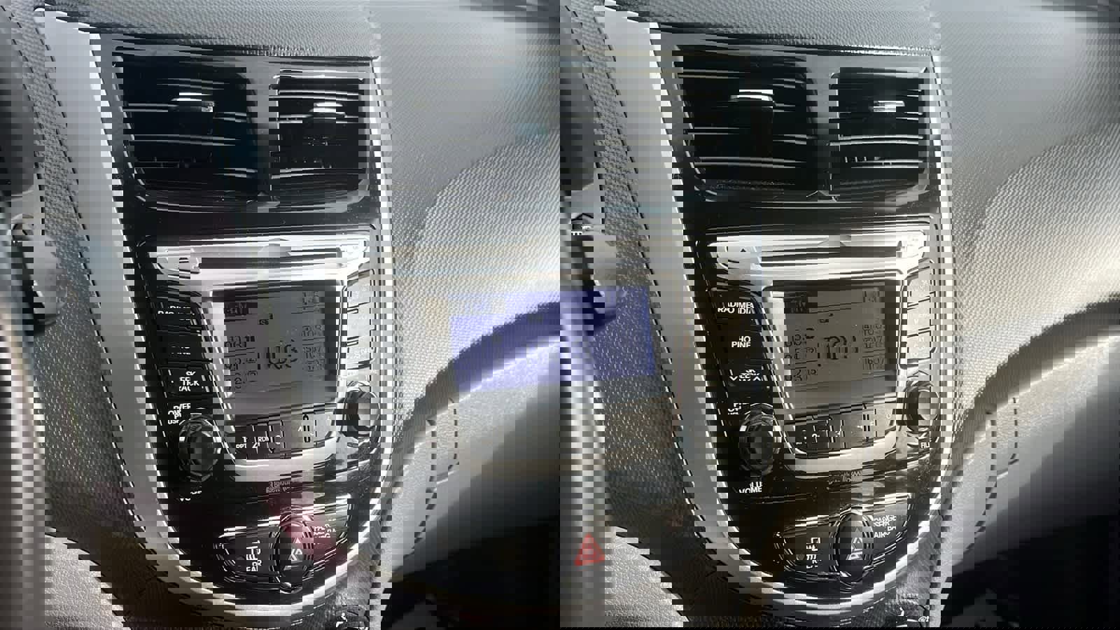 Used 2014 Hyundai Accent SE image 16