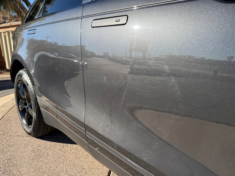 Used 2021 Land Rover Range Rover Velar S AWD/4WD image 27