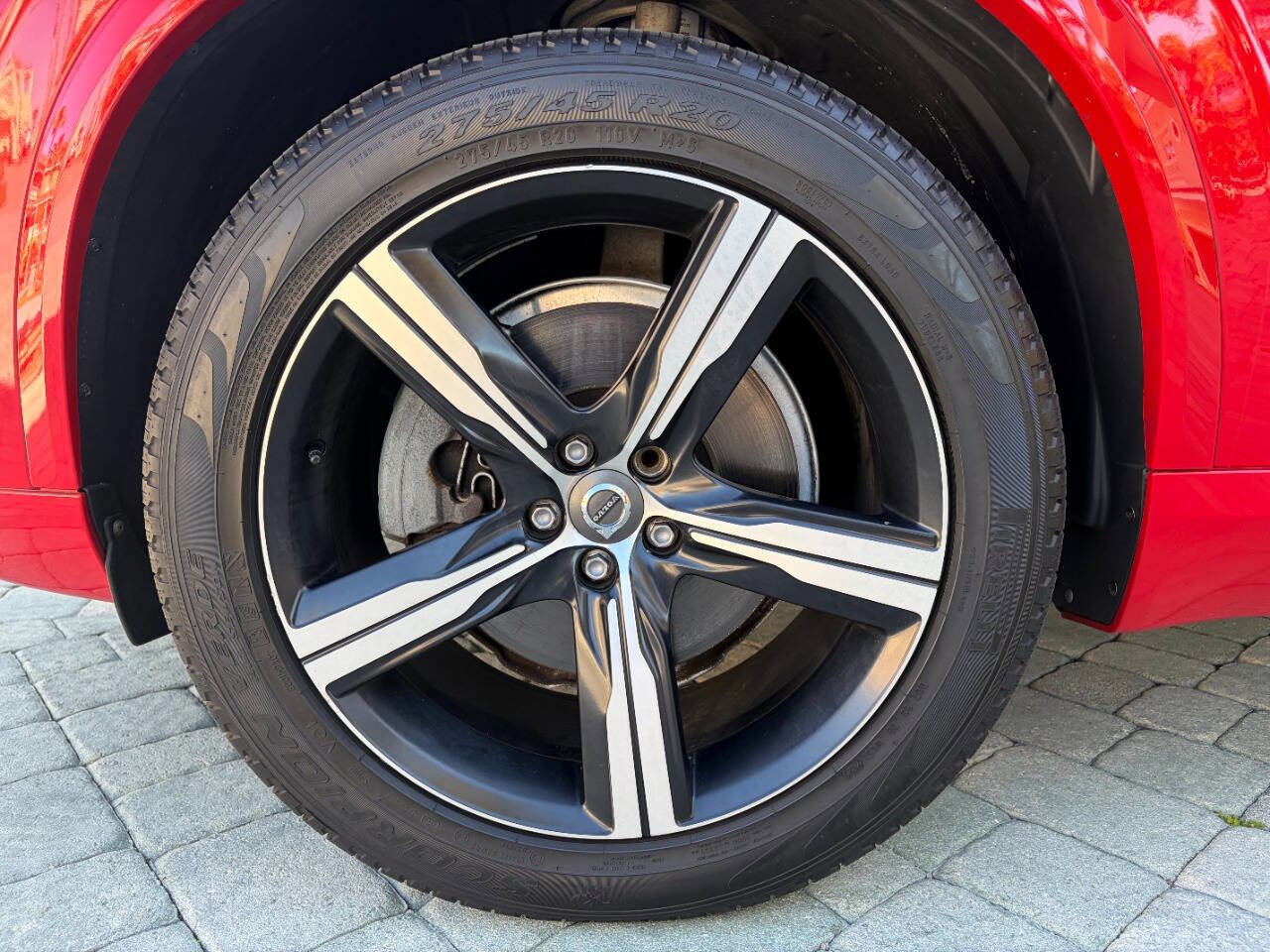 Used 2016 Volvo XC90 T6 R-Design w/ Protection Package Plus AWD/4WD image 43