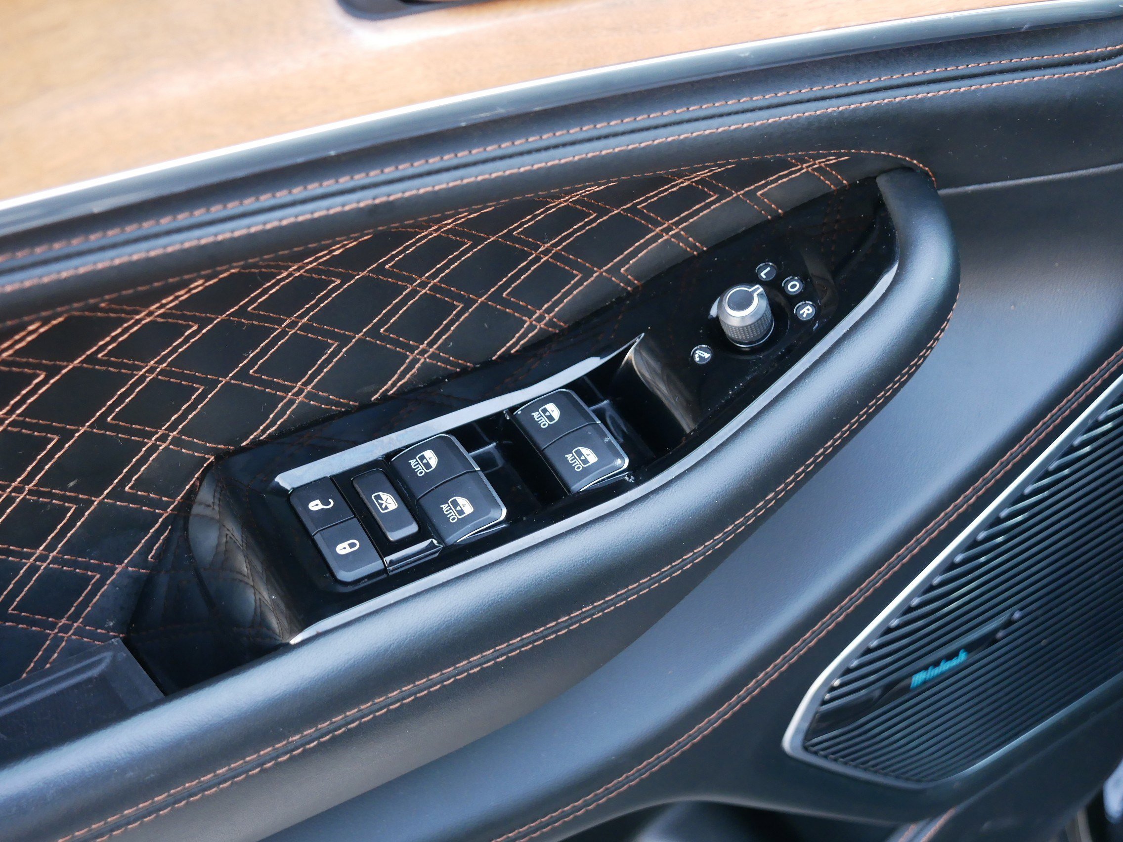 Used 2021 Jeep Grand Cherokee L Summit image 19