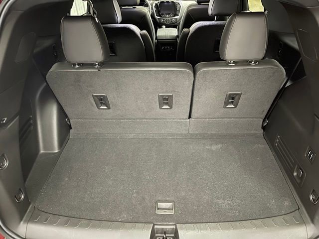 Used 2023 Chevrolet Traverse High Country image 14