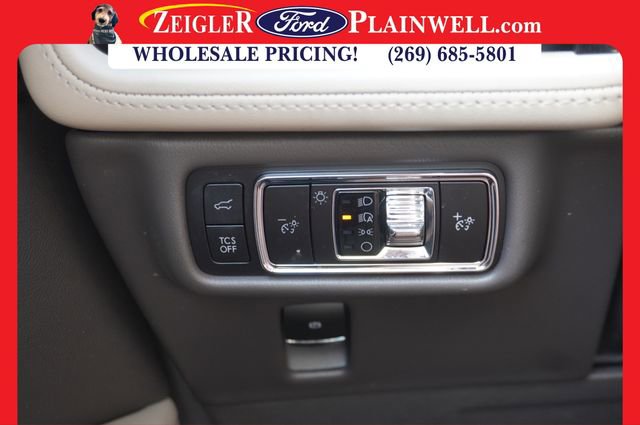 Used 2023 Lincoln Nautilus Reserve w/ Cargo Utility Package image 33