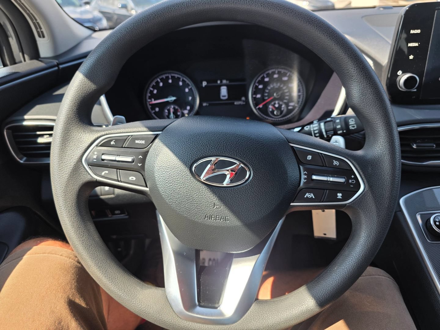 Used 2023 Hyundai Santa Fe SE AWD/4WD image 28