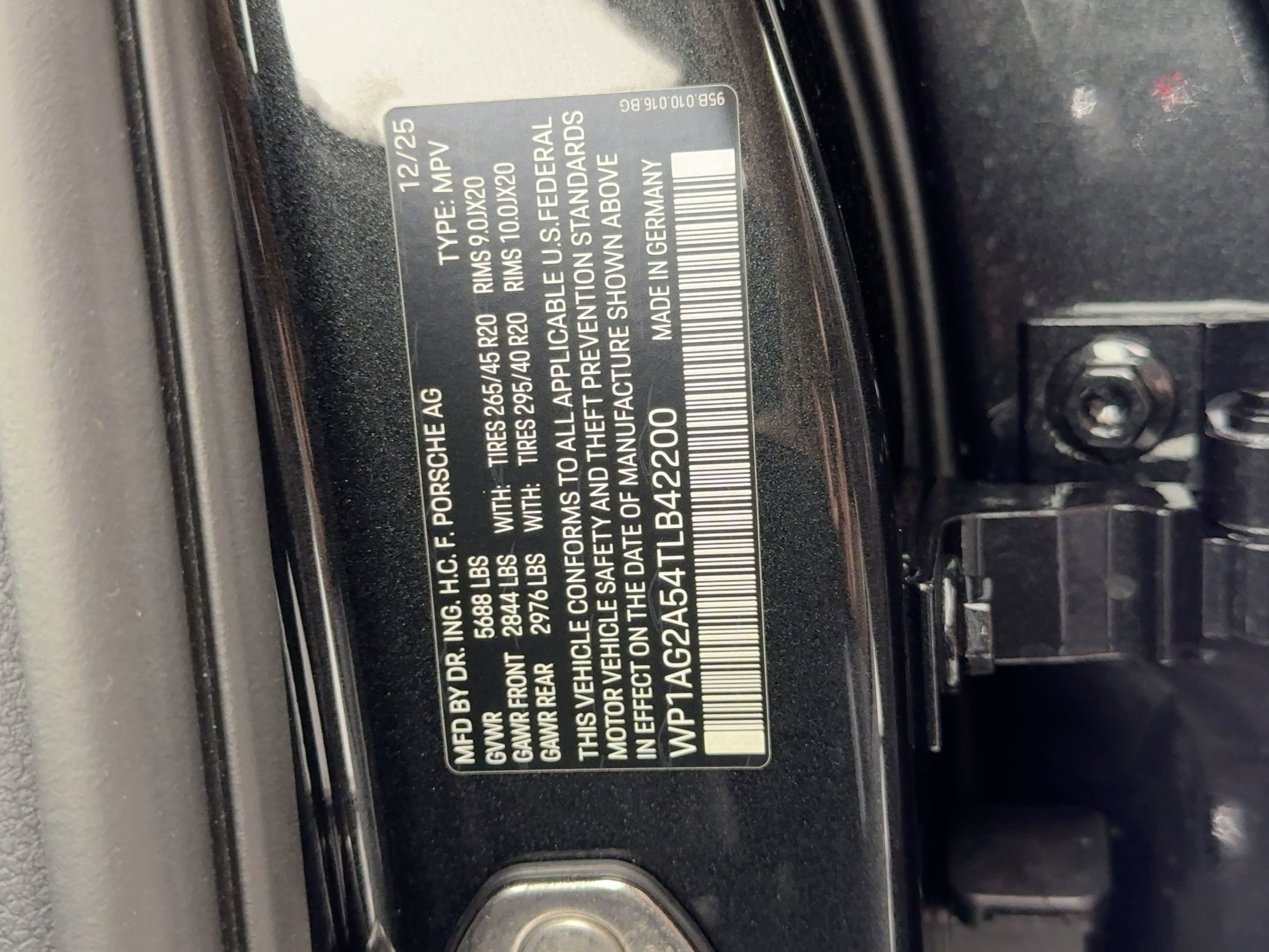 Used 2026 Porsche Macan S image 22